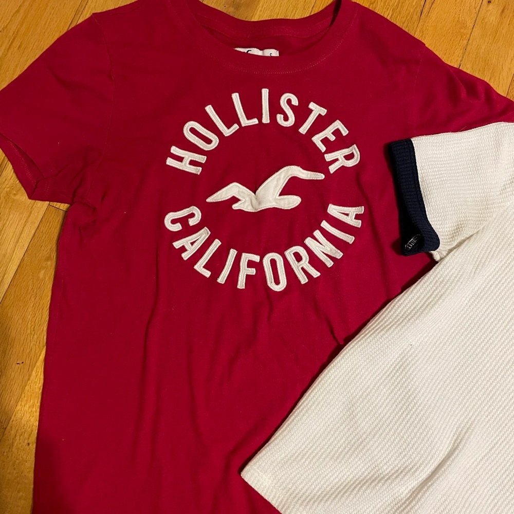 HOLLISTER SHIRT BUNDLE - Picture 5 of 7
